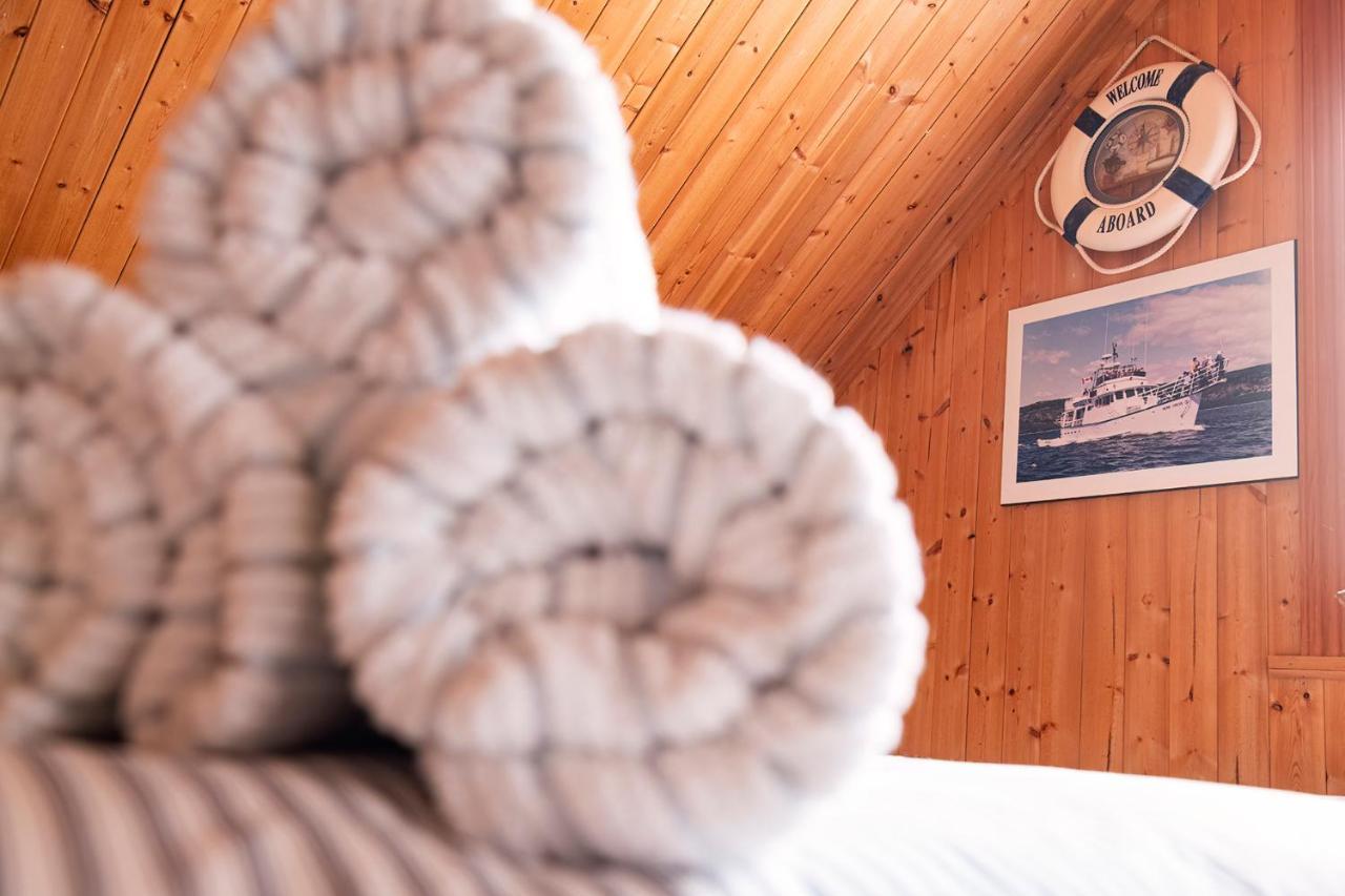 Bed & Cafe Petit Papillon Bed & Breakfast Grandes-Bergeronnes Exterior photo